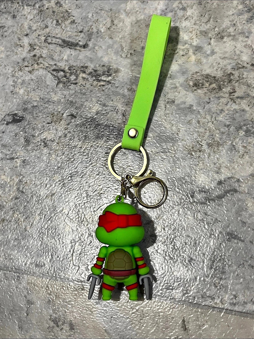 TMNT Raphael Keychain - Picture 4 of 5